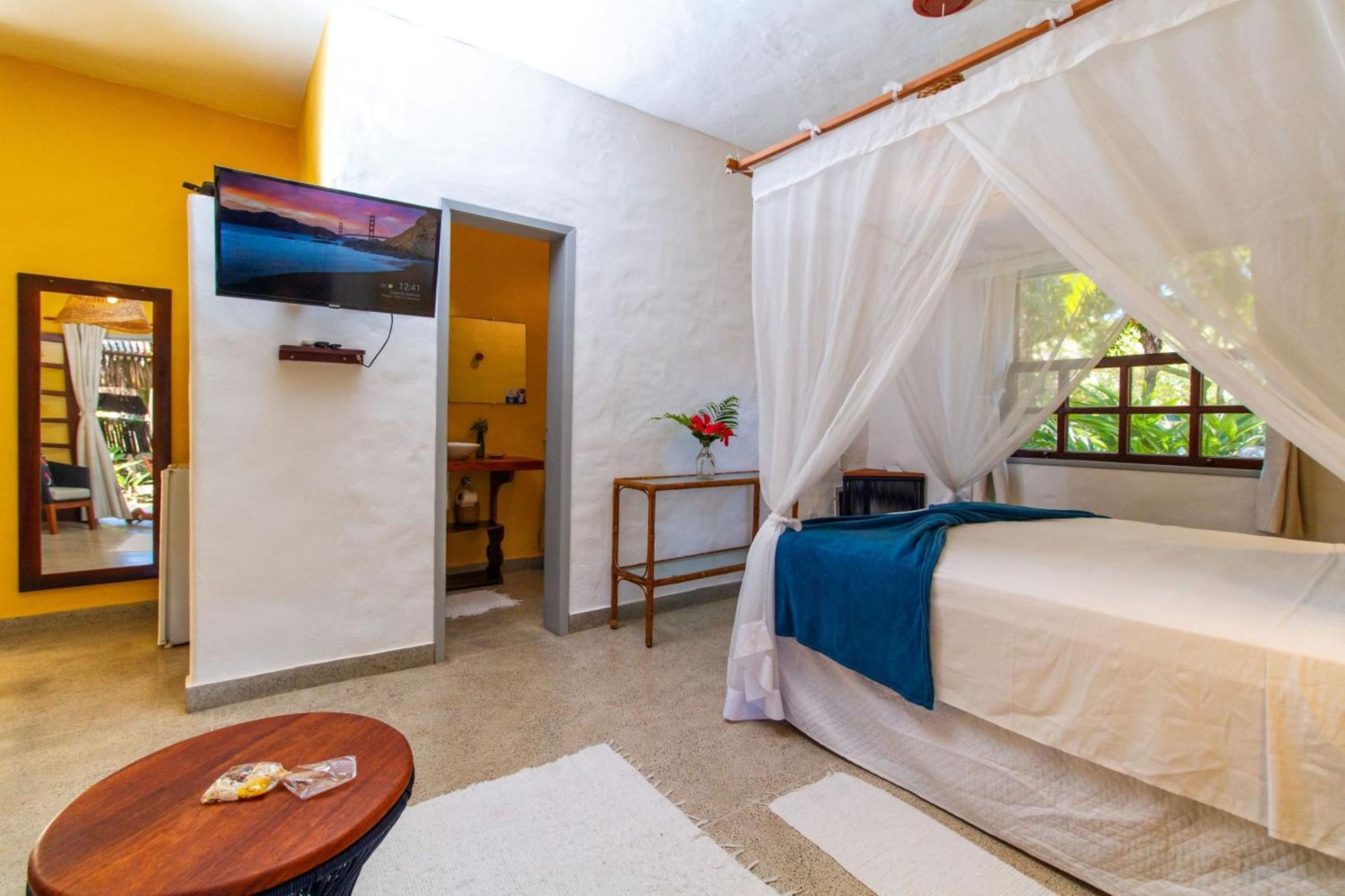 Travel Inn Pousadas & Beach Club Транкозо Екстериор снимка